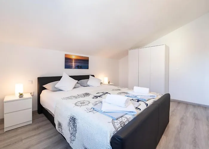 Apartamento Cozy In With Wifi Bibinje